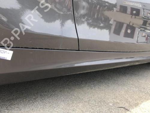 Used Right sideskirt BMW 1 (E81) 120 d (177 hp) 22121541