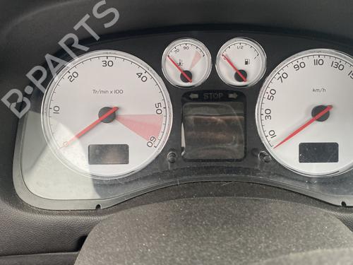 Cockpit PEUGEOT 307 CC (3B) 2.0 HDi 135 (136 hp) 19931984