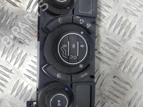 Climate control PEUGEOT 5008 (0U_, 0E_) 1.6 HDi | BP23783906I5 