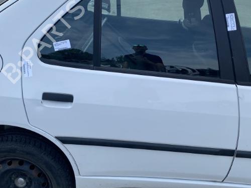Dør høyre bak PEUGEOT 306 Hatchback (7A, 7C, N3, N5) 1.9 D (68 hp) 22124389