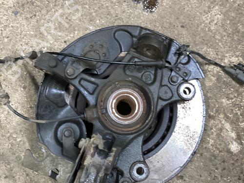Used Right front steering knuckle PEUGEOT 308 SW II (LC_, LJ_, LR_, LX_, L4_) 1.2 THP 130 (131 hp) 23785750