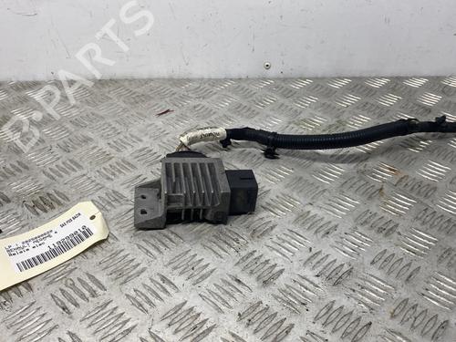 Módulo eletrónico RENAULT MEGANE IV Hatchback (B9A/M/N_) 1.2 TCe 130 (B9MR) (130 hp) 31647345