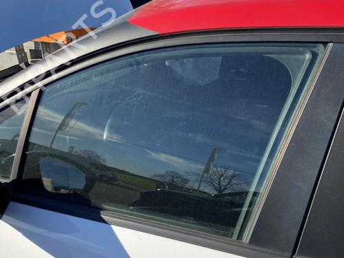 BP30157164C18 main image