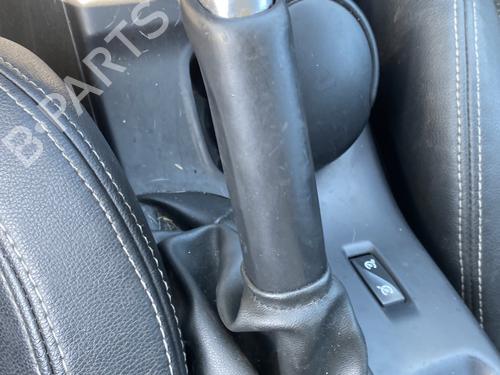 håndbremse RENAULT MEGANE III Hatchback (BZ0/1_, B3_) 1.5 dCi (BZ09, BZ0D, BZ1W, BZ29, BZ14) (110 hp) 26594410
