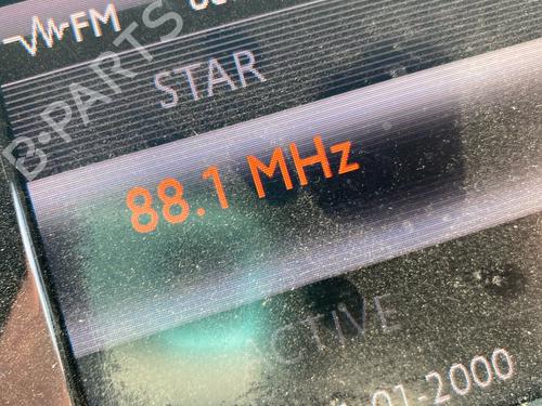 Used Radio Radio 37035309 37035309