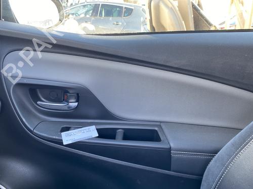 Used Front right panel Front right panel TOYOTA YARIS (_P13_) 1.5 Hybrid (NHP130_, NHP130) (101 hp) 24408695 24408695