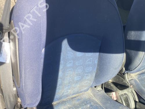 Siège avant droit PEUGEOT 206 Hatchback (2A/C) 1.4 HDi eco 70 | BP25475222C16 