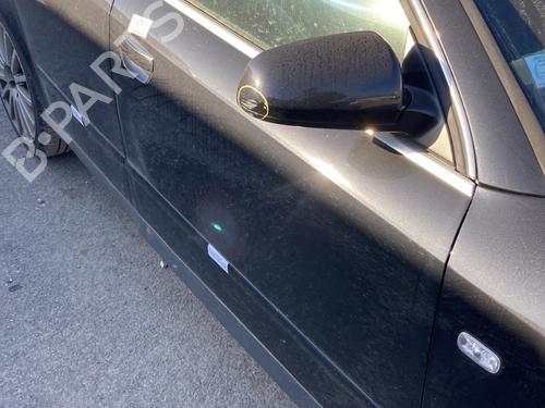 Dør høyre foran AUDI A4 B6 Avant (8E5) 1.9 TDI (130 hp) 24181057