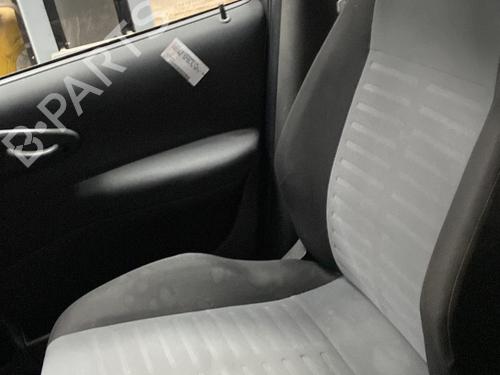 Used Right front seat Right front seat FIAT PUNTO (188_) 1.2 60 (188.030, .050, .130, .150, .230, .250) (60 hp) 23784364 23784364
