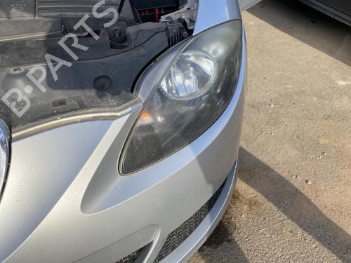 Left headlight SEAT LEON (1P1) 1.9 TDI | BP29635805C28 