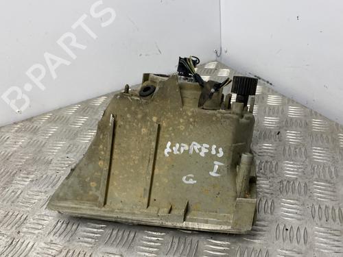 Right headlight RENAULT RAPID Box Body/MPV (F40_, G40_) 1.1 | BP23156898C29 