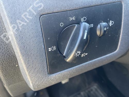 Used Headlight switch Headlight switch FORD FUSION (JU_) 1.6 TDCi (90 hp) 33843103 33843103