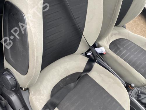 Used Right front seat Right front seat FIAT GRANDE PUNTO (199_) 1.4 (199AXB11, 199AXB1A, 199BXB1A, 199AXL1A) (77 hp) 32387863 32387863