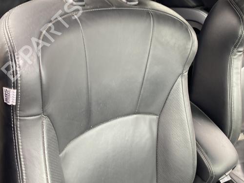 Used Right front seat Right front seat PEUGEOT 4007 (VU_, VV_) 2.2 HDi (156 hp) 33170873 33170873