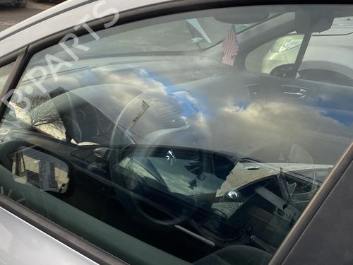 Vitre porte avant gauche PEUGEOT 307 (3A/C) 2.0 HDi 110 (107 hp) 31977723