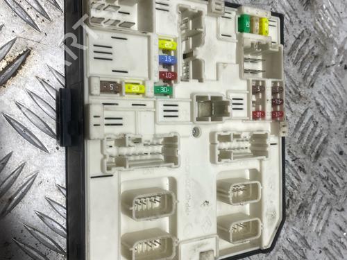 Fuse box RENAULT MASTER III Van (FV) 2.3 dCi 145 FWD (FV0E, FV0F, FV0H, FV02, FV0M, FV0S,... | BP34202252E1 - Image 3