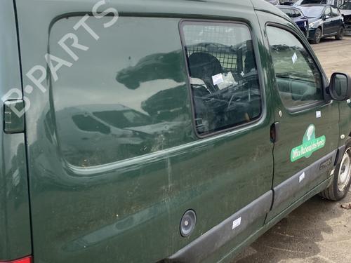 Sidevegg høyre CITROËN BERLINGO / BERLINGO FIRST MPV (MF_, GJK_, GFK_) 1.6 HDI 90 (MF9HX) (90 hp) 30965194