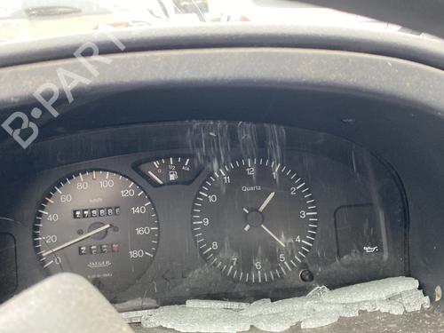 Used Instrument cluster Instrument cluster 22220101 22220101