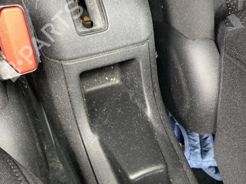 Used Middle console Middle console PEUGEOT 208 I (CA_, CC_) 1.6 HDi (92 hp) 28681605 28681605