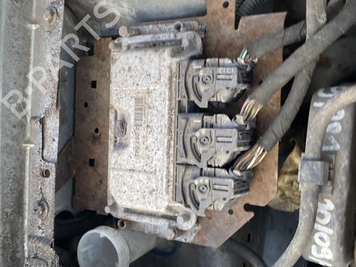 Used Engine control unit (ECU) Engine control unit (ECU) 31050573 31050573
