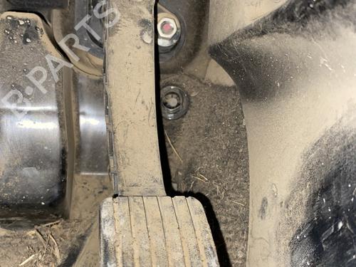 pedal-citroen-c-crosser-vu_-vv_-2007-2008-2009-2010-2011-2012-32629870 main image