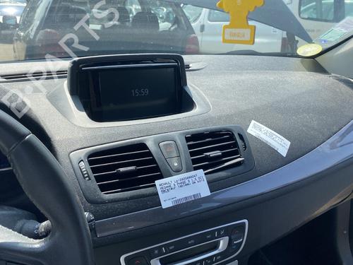 Used Dashboard Dashboard RENAULT MEGANE III Hatchback (BZ0/1_, B3_) 1.5 dCi (BZ09, BZ0D, BZ1W, BZ29, BZ14) (110 hp) 26526456 26526456