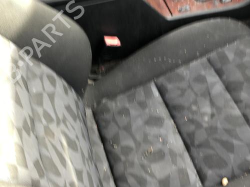 Used Right front seat MERCEDES-BENZ C-CLASS T-Model (S202) C 200 T CDI (202.194) (102 hp) 21680736