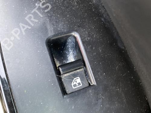 Used Left front window switch Left front window switch ALFA ROMEO GIULIETTA (940_) 1.6 JTDM (940FXD1A) (105 hp) 24454756 24454756