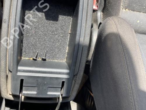 Used Armrest / Center console Armrest / Center console 22125961 22125961