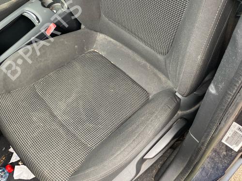 Used Left front seat Left front seat 34525802 34525802