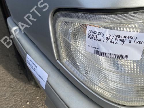 Used Right front indicator Right front indicator MERCEDES-BENZ C-CLASS T-Model (S202) C 200 T CDI (202.194) (102 hp) 20647308 20647308