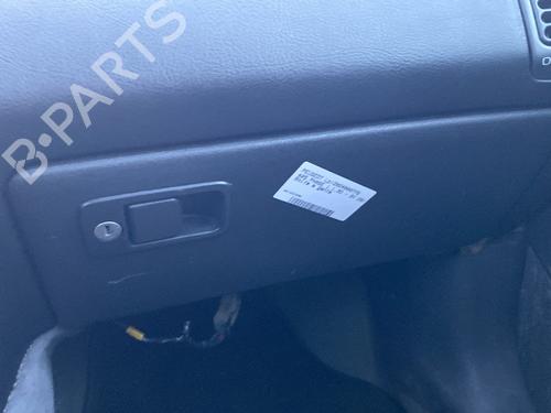 Handskerum Handskerum PEUGEOT 405 I (15B) 1.9 Diesel (69 hp) 21825933 21825933