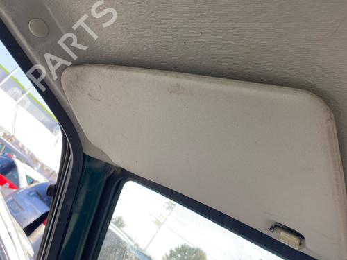 Used Left sun visor Left sun visor 39005850 39005850