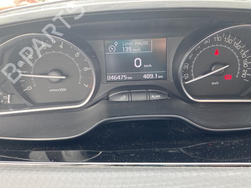 Used Instrument cluster PEUGEOT 208 I (CA_, CC_) 1.2 VTI 82 (82 hp) 25281208