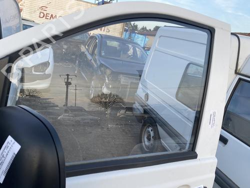 Used Front left door window MERCEDES-BENZ VITO / MIXTO Van (W639) 109 CDI (639.601, 639.603, 639.605) (95 hp) 25270635