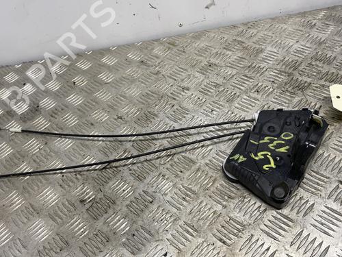 Used Front right lock TOYOTA YARIS (_P13_) 1.5 Hybrid (NHP130_, NHP130) (101 hp) 24476806