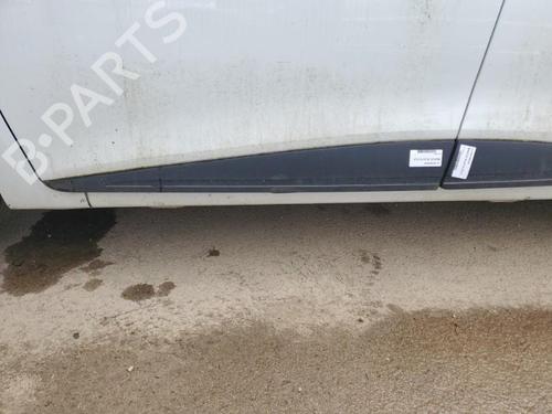 Door moulding trim RENAULT CLIO IV (BH_) 0.9 TCe 90 (BHNF, BHMA, BHMH, BHJK, BHJR) | BP22121847C150 