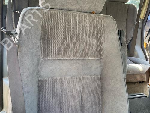 Asiento delantero derecho Asiento delantero derecho LAND ROVER RANGE ROVER II (P38A) 2.5 D 4x4 (136 hp) 37527230 37527230