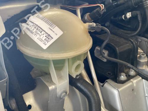 Used Expansion tank Expansion tank 19909547 19909547