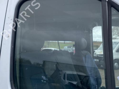 Used Front right door window RENAULT MASTER II Van (FD) 2.8 dTI (FD0C, FD0F, FD2B, FD2F, FD3C, FD3F) (114 hp) 29925272