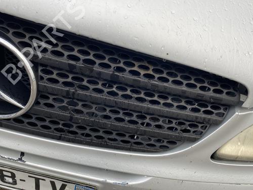 grille-mercedes-benz-vito-bus-w639-2003-30578012 main image