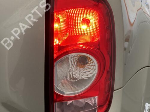 Used Right taillight DACIA DUSTER (HS_) 1.5 dCi (86 hp) 30395926