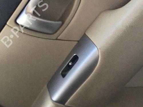 Used Right rear window switch HYUNDAI SANTA FÉ II (CM) 2.7 V6 GLS (189 hp) 19913686