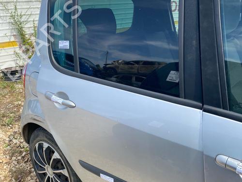 Dør højre bagtil Dør højre bagtil RENAULT MODUS / GRAND MODUS (F/JP0_) 1.5 dCi (FP0F, JP0F) (86 hp) 37611724 37611724