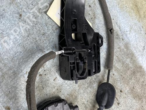 Used Front right lock RENAULT CLIO V (B7_) 1.0 TCe 90 (B7MT) (91 hp) 26523816