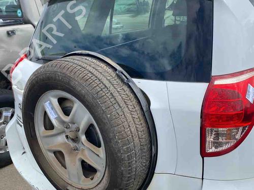 tailgate-toyota-rav-4-iii-_a3_-2005-2006-2007-2008-2009-2010-2011-2012-2013-2014-36438259 main image