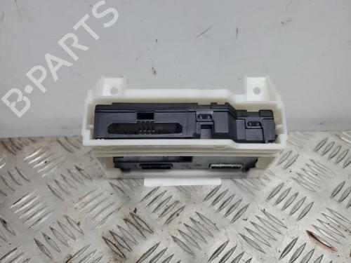 card-reader-renault-captur-i-j5_-h5_-2013-27868689 main image