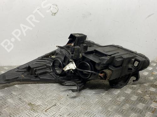 Right headlight PEUGEOT 5008 (0U_, 0E_) 2.0 HDi 150 / BlueHDi 150 | BP28045639C29 