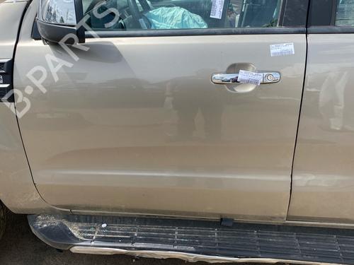 Used Left front door Left front door 36400651 36400651