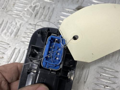 Right front window switch RENAULT MASTER III Van (FV) 2.3 dCi 145 FWD (FV0E, FV0F, FV0H, FV02, FV0M, FV0S,... | BP29513262I26 